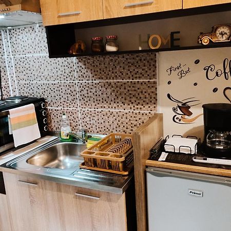 Mini House Волос Экстерьер фото